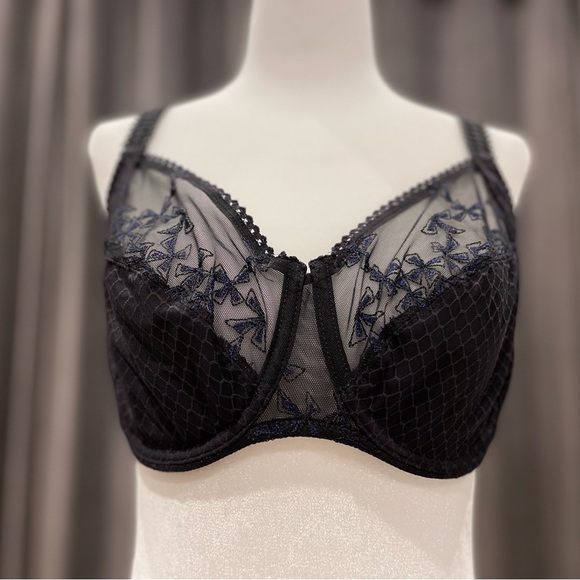 Prima Donna and Chantelle 38D bra bundle - Picture 4 of 12